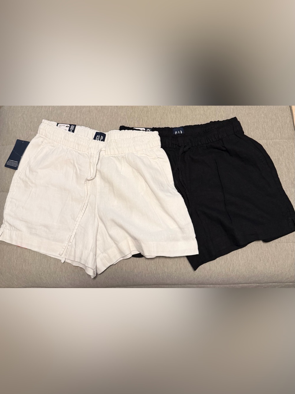 Fits 26-27 inch waist GAP Casual Linen-Blend Shorts Duo in White and Black